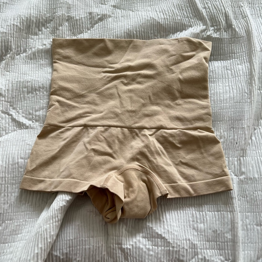 Maidenform “spanx” tummy protection underwear